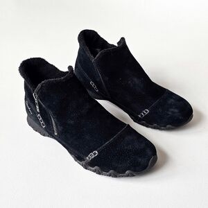 Skechers Wide Fit 8.5W Black Ankle Boots Air Cooled Memory Foam Faux Fur Zip